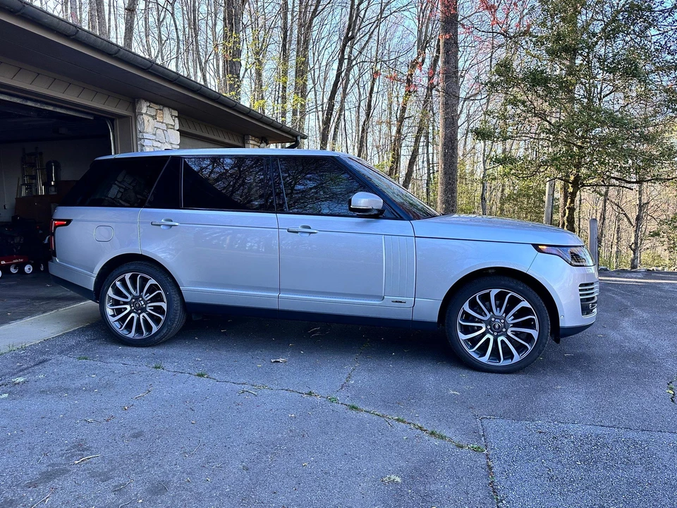 2019 Land Rover Range Rover L405 - Image 20 of 31