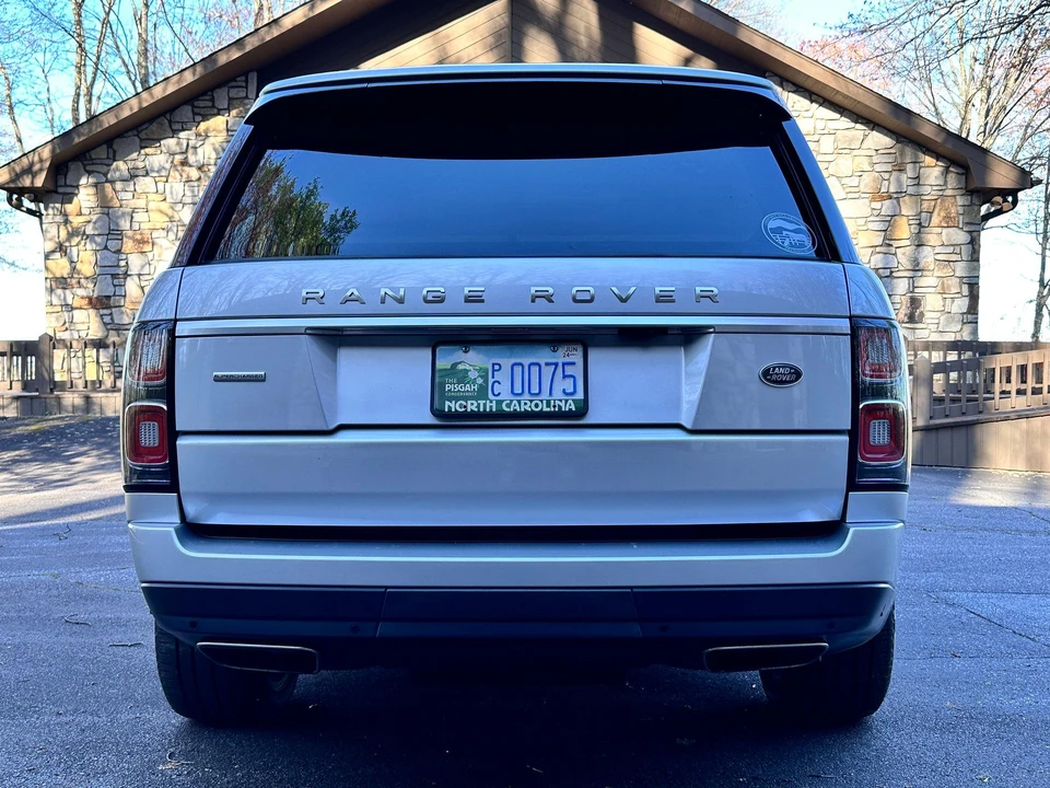 2019 Land Rover Range Rover L405 - Image 17 of 31