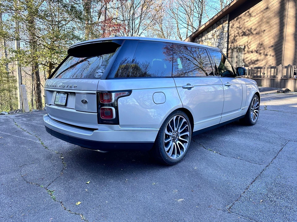 2019 Land Rover Range Rover L405 - Image 18 of 31