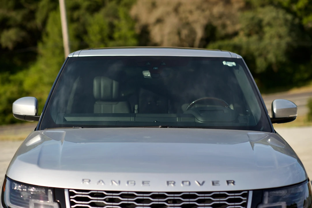 2019 Land Rover Range Rover L405 - Image 25 of 31