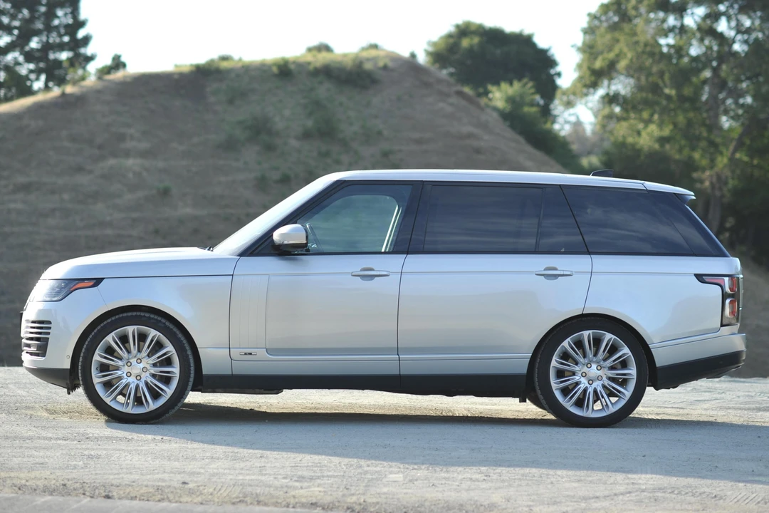 2019 Land Rover Range Rover L405 - Image 3 of 31