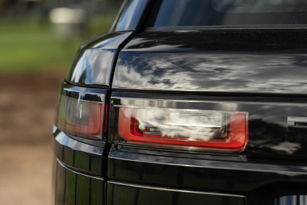 2019 Land Rover Range Rover Velar - Image 23 of 31
