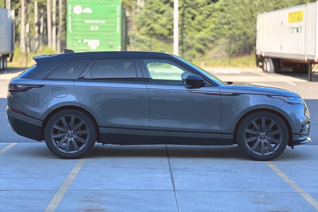 2019 Land Rover Range Rover Velar - Image 3 of 31