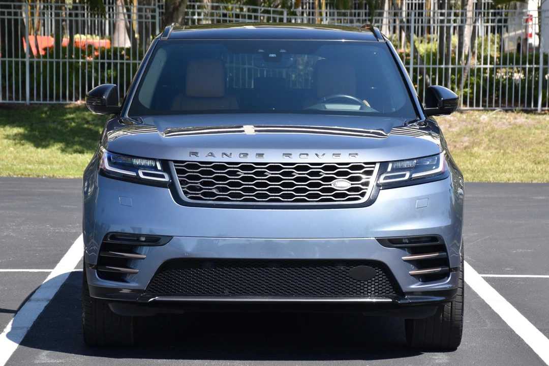 2019 Land Rover Range Rover Velar - Image 2 of 31