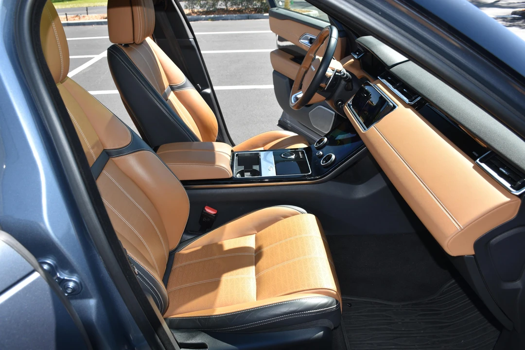2019 Land Rover Range Rover Velar - Image 29 of 31