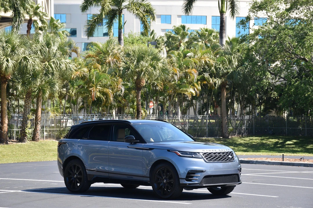 2019 Land Rover Range Rover Velar - Image 11 of 31