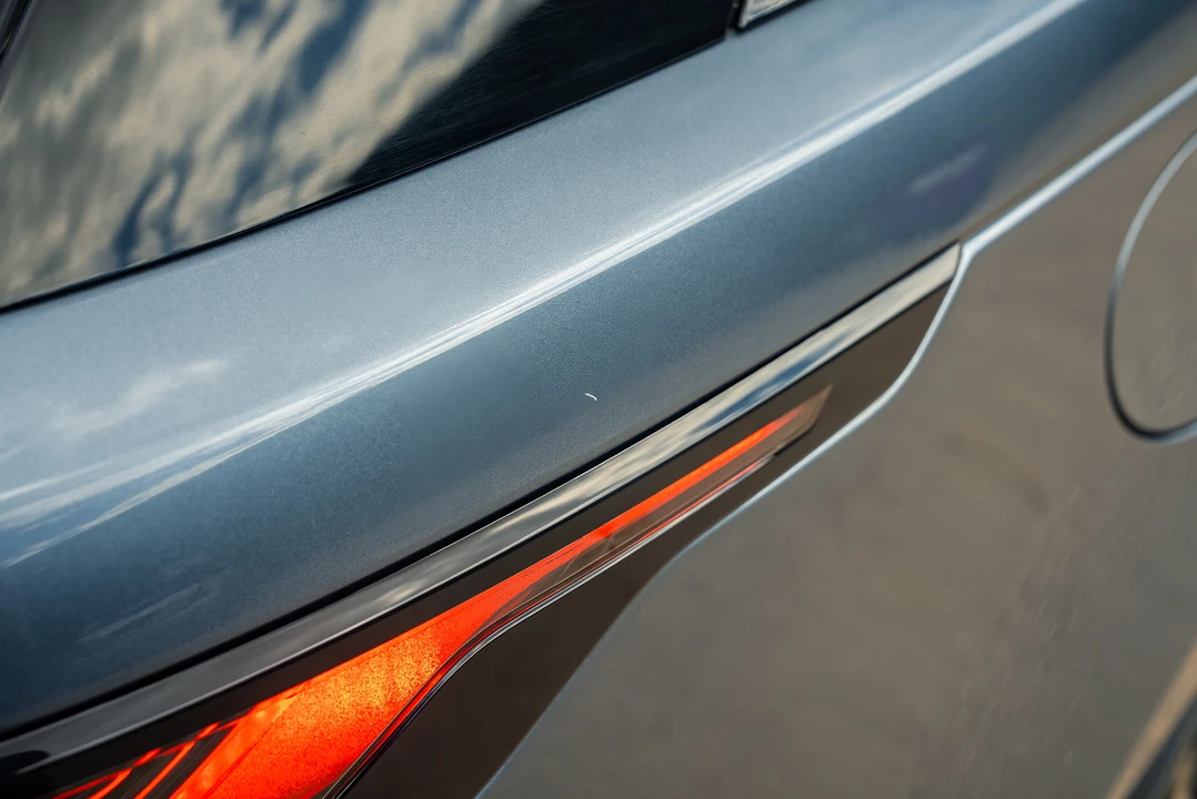 2019 Land Rover Range Rover Velar - Image 20 of 31