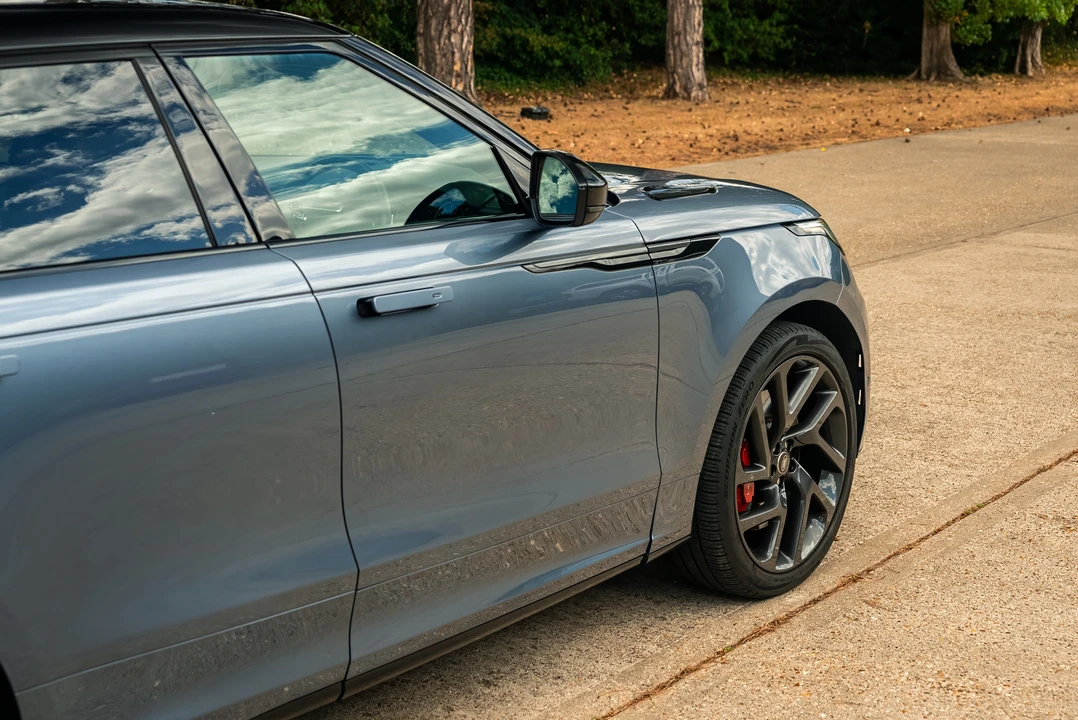 2019 Land Rover Range Rover Velar - Image 21 of 31