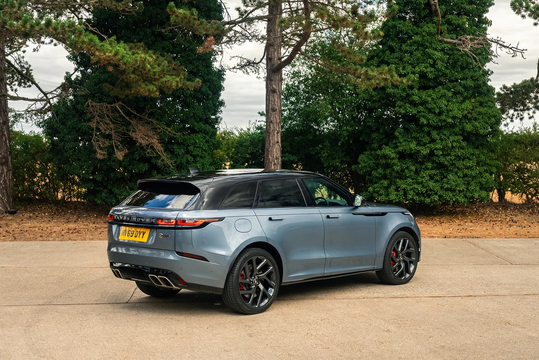 2019 Land Rover Range Rover Velar - Image 5 of 31