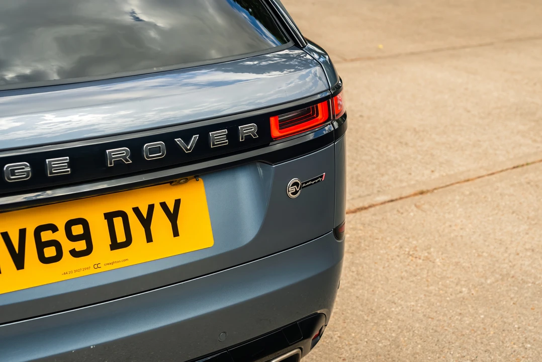 2019 Land Rover Range Rover Velar - Image 27 of 31