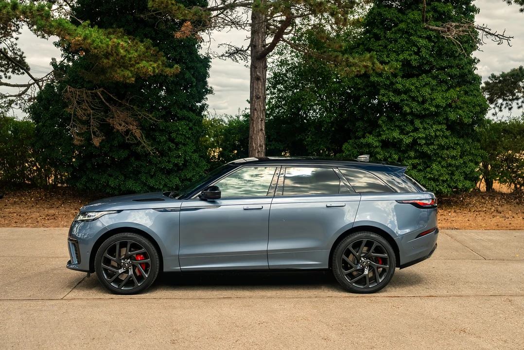 2019 Land Rover Range Rover Velar - Image 8 of 31