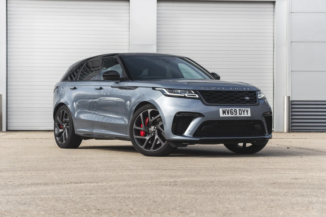 2019 Land Rover Range Rover Velar - Image 10 of 31