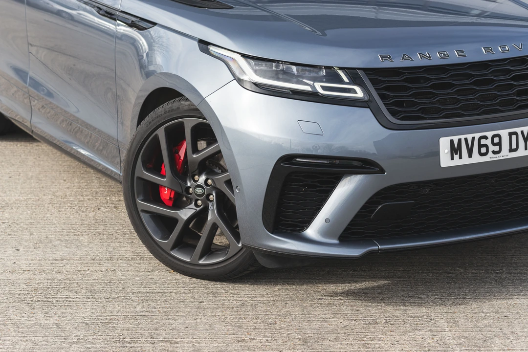 2019 Land Rover Range Rover Velar - Image 12 of 31