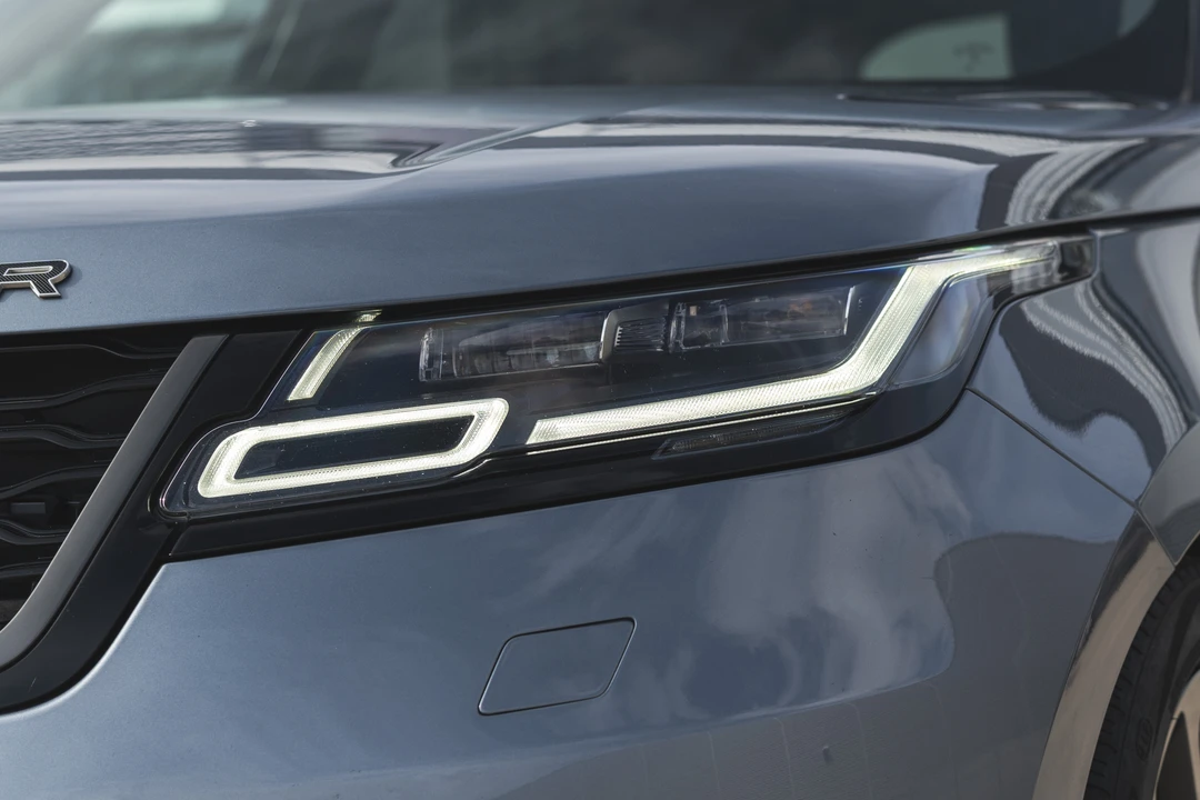 2019 Land Rover Range Rover Velar - Image 18 of 31