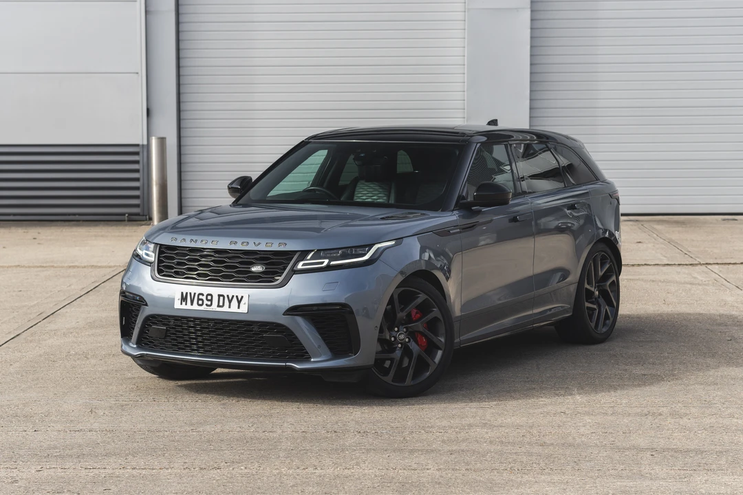2019 Land Rover Range Rover Velar - Image 9 of 31
