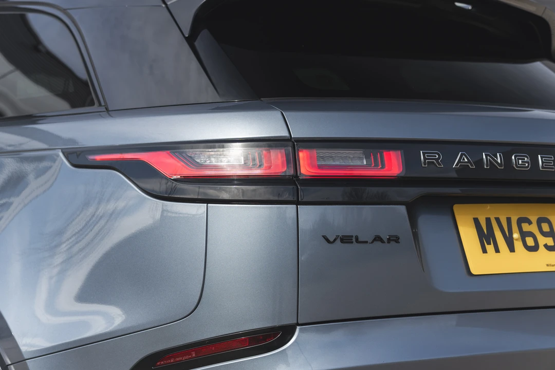 2019 Land Rover Range Rover Velar - Image 29 of 31