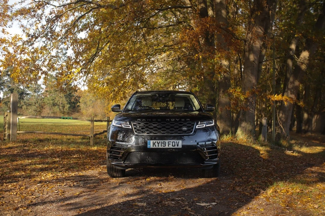 2019 Land Rover Range Rover Velar - Image 7 of 30