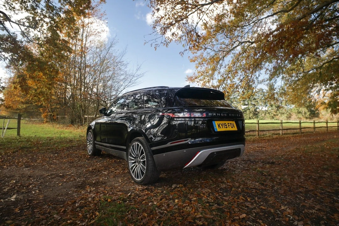 2019 Land Rover Range Rover Velar - Image 6 of 30
