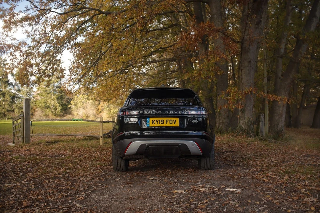 2019 Land Rover Range Rover Velar - Image 3 of 30