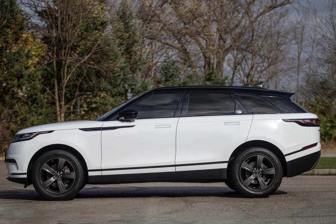 2019 Land Rover Range Rover Velar - Image 10 of 31