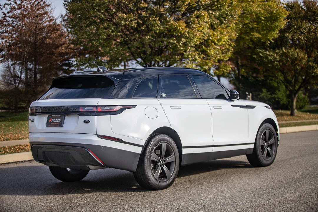 2019 Land Rover Range Rover Velar - Image 12 of 31