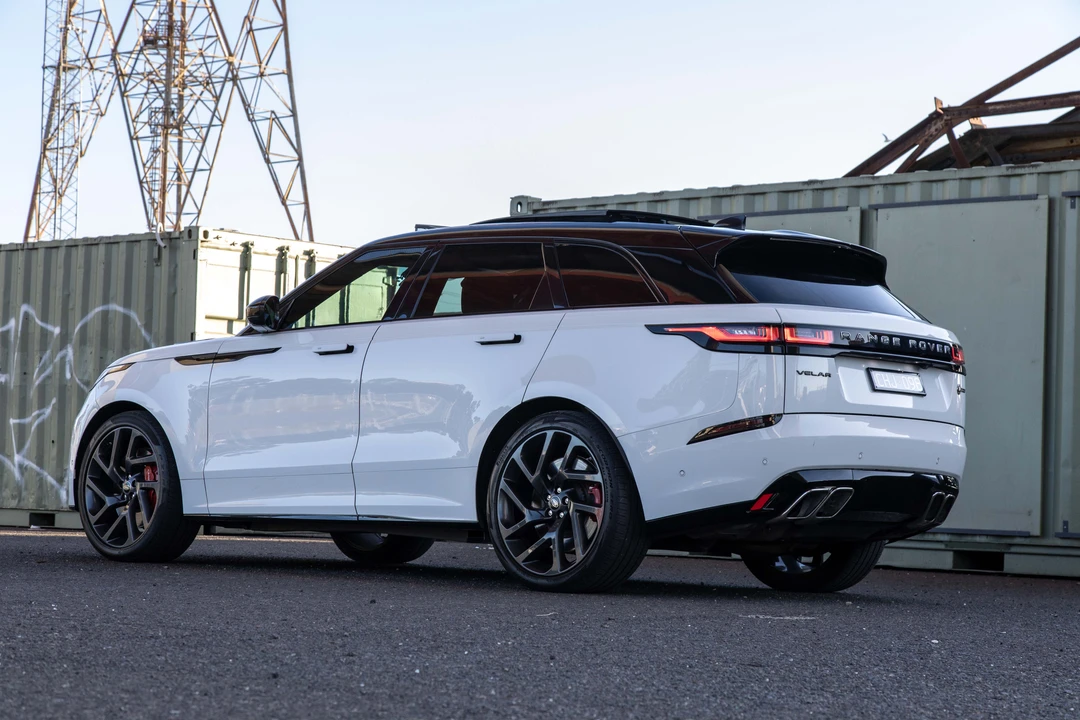 2019 Land Rover Range Rover Velar - Image 12 of 31