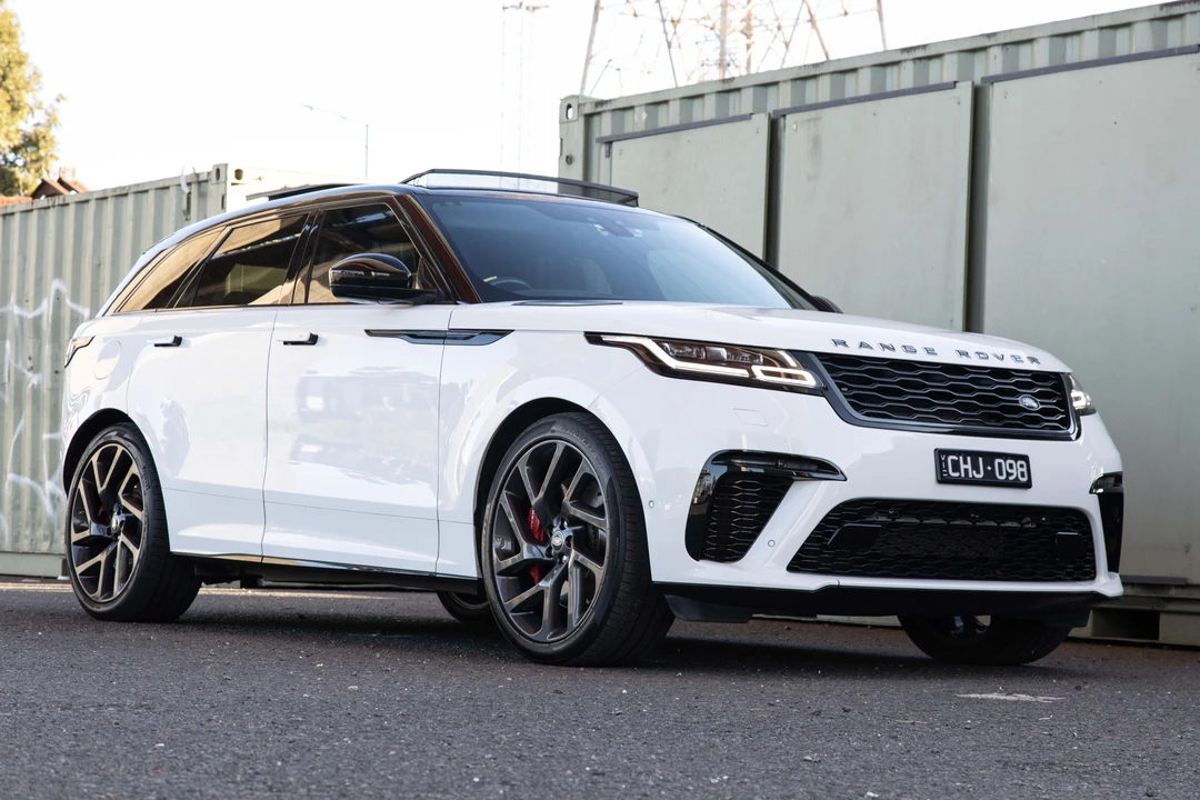 2019 Land Rover Range Rover Velar - Image 16 of 31