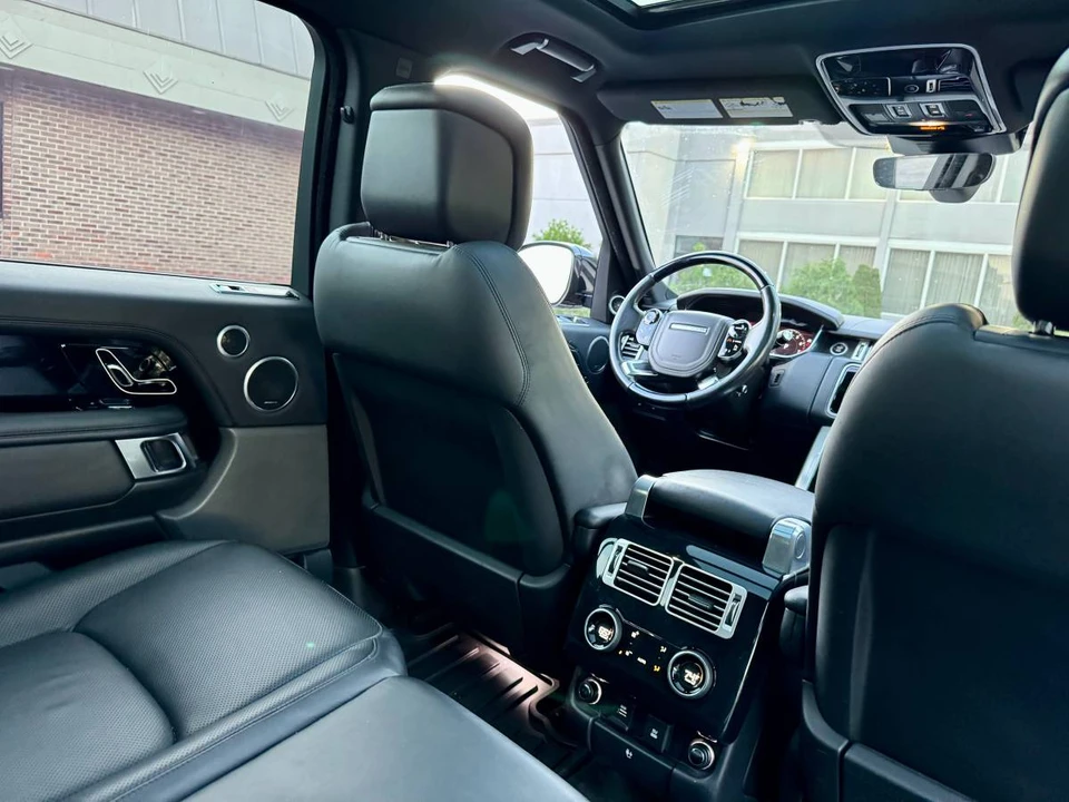 2019 Land Rover Range Rover L405 - Image 11 of 24