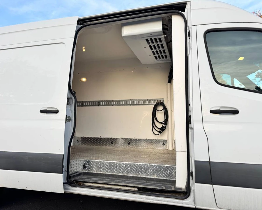 2019 Mercedes-Benz VS30 Sprinter - Image 4 of 13