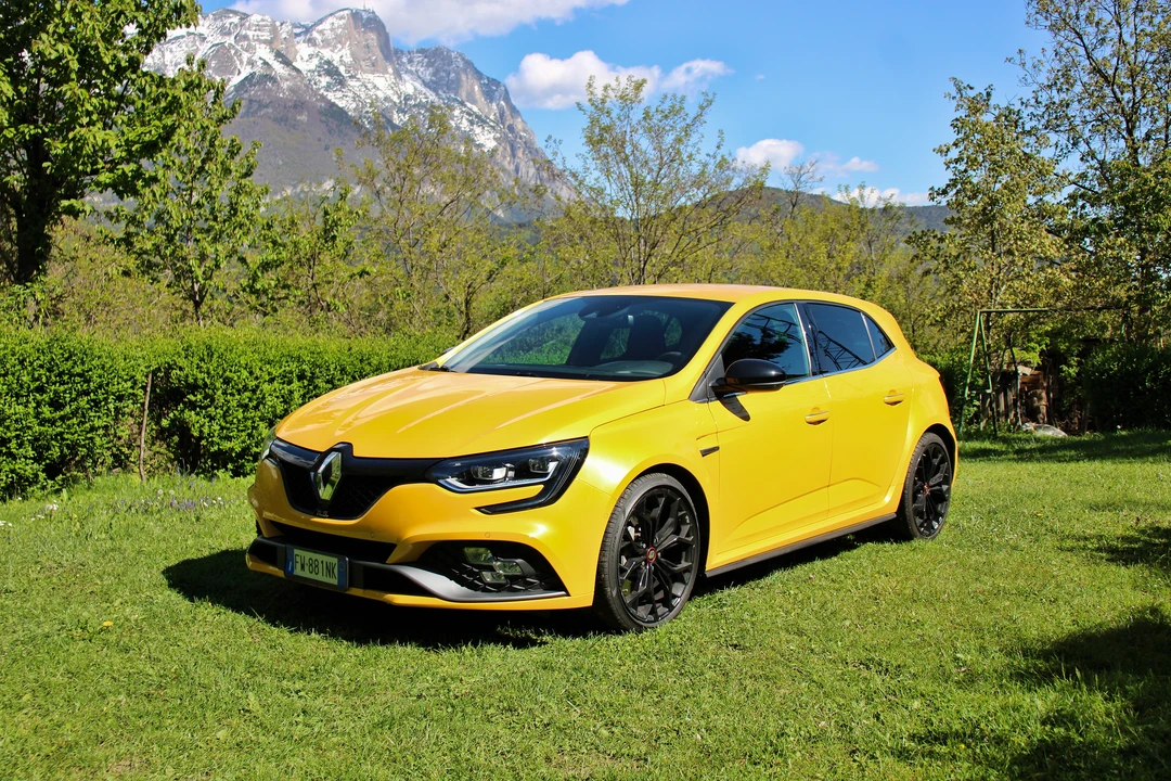 2018 Renault Megane RS III 4th Gen - Image 3 of 31