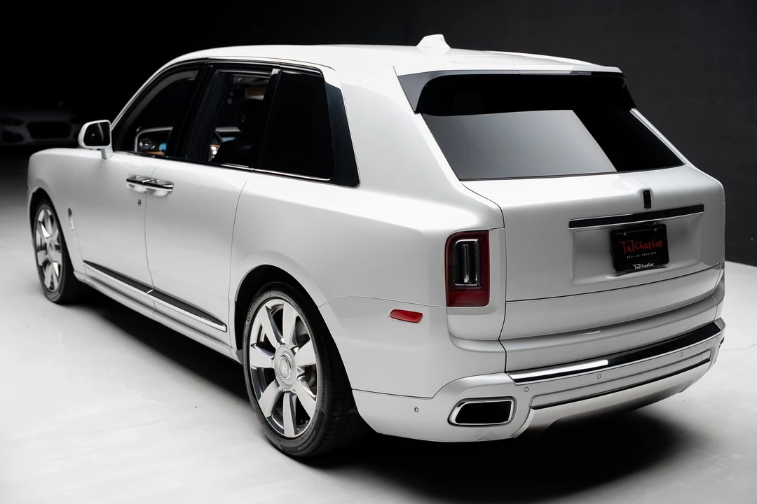 2019 Rolls-Royce Cullinan - Image 24 of 31