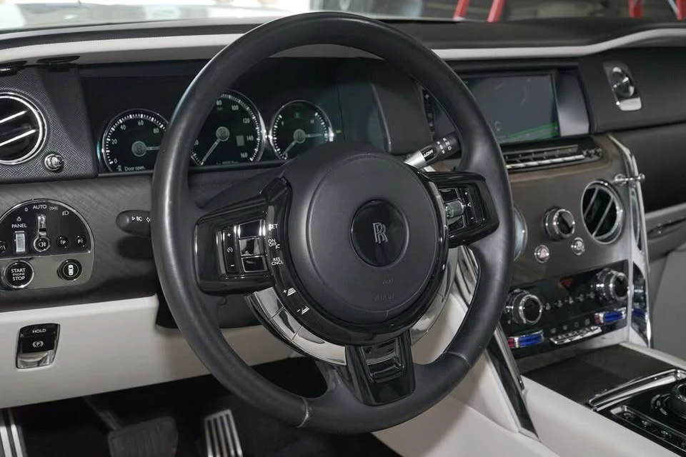2019 Rolls-Royce Cullinan - Image 13 of 20