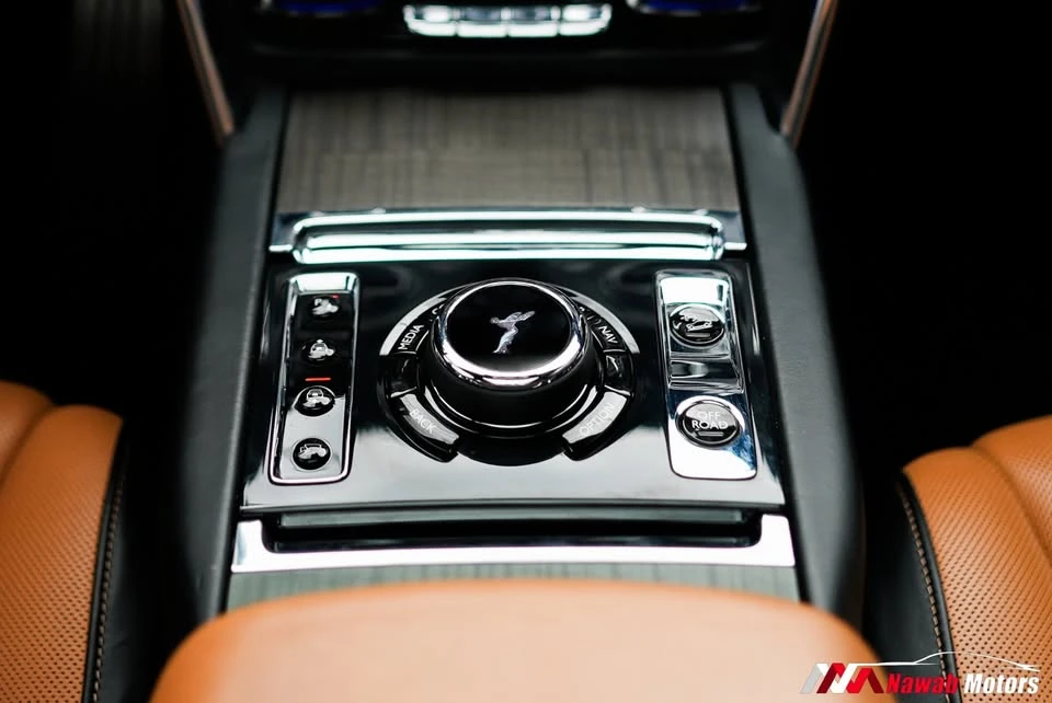 2019 Rolls-Royce Cullinan - Image 14 of 17