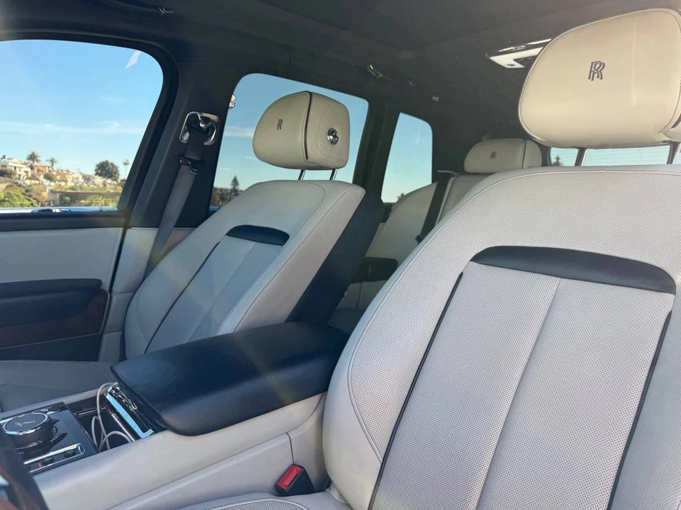 2019 Rolls-Royce Cullinan - Image 17 of 17