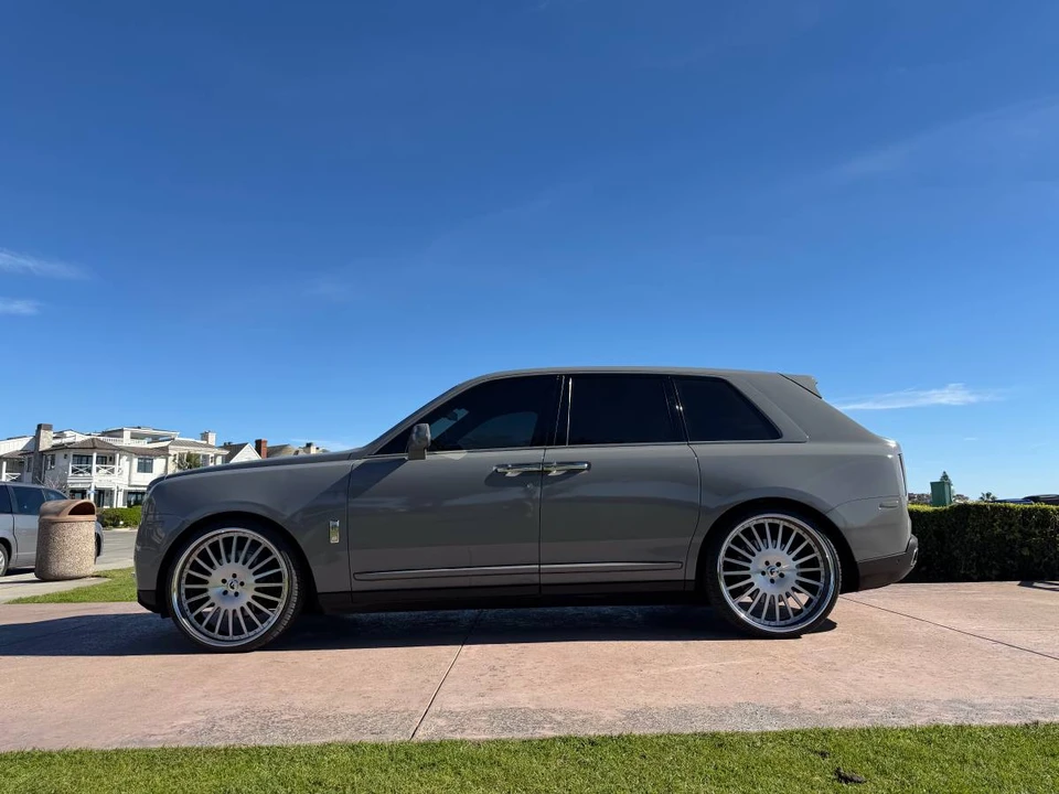 2019 Rolls-Royce Cullinan - Image 9 of 18