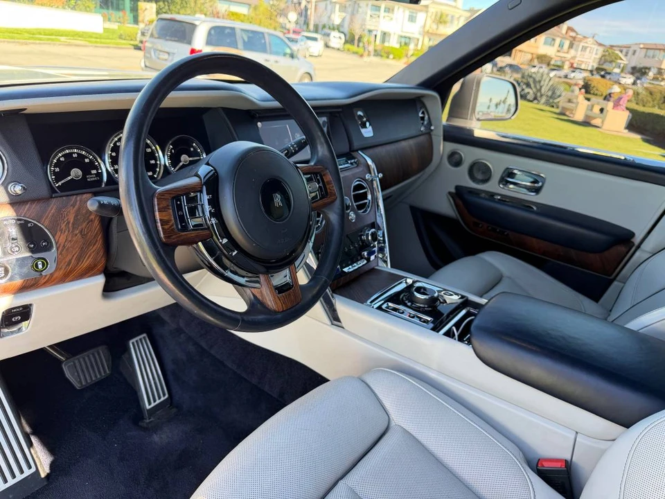2019 Rolls-Royce Cullinan - Image 16 of 19