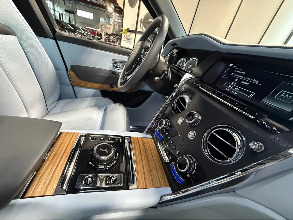 2019 Rolls-Royce Cullinan - Image 16 of 20