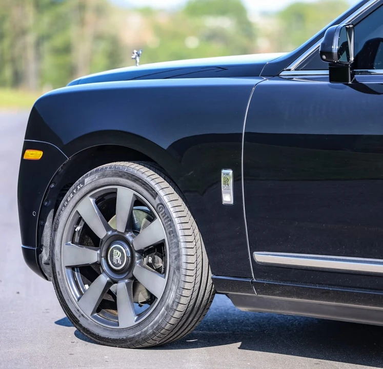 2019 Rolls-Royce Cullinan - Image 13 of 31