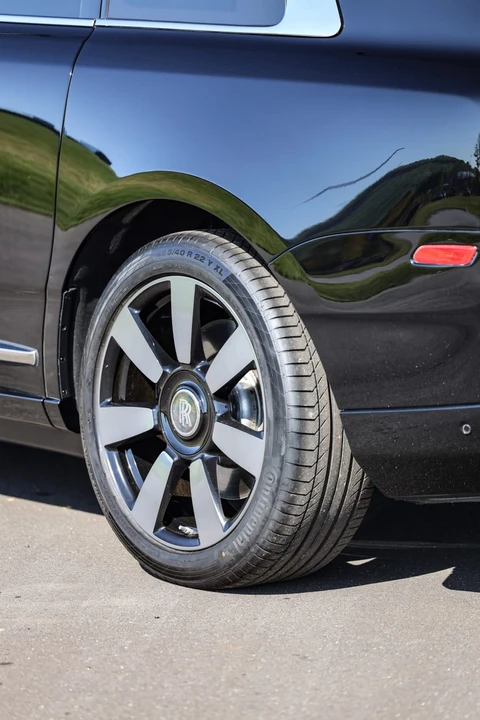 2019 Rolls-Royce Cullinan - Image 15 of 31