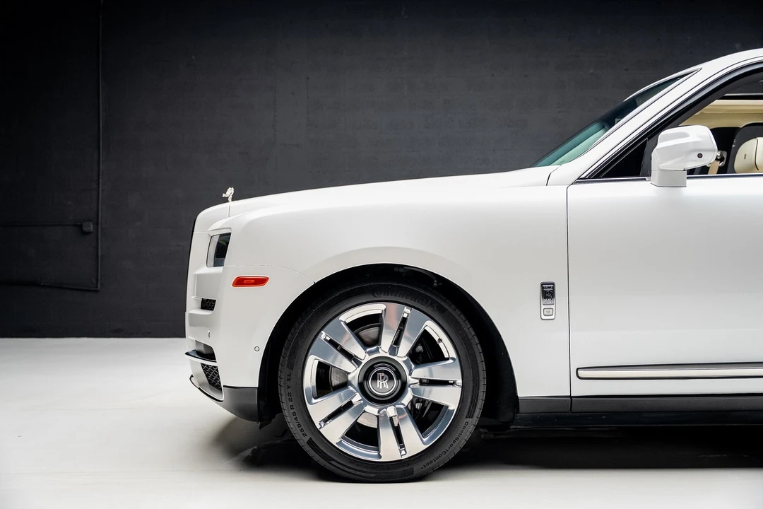 2019 Rolls-Royce Cullinan - Image 17 of 21