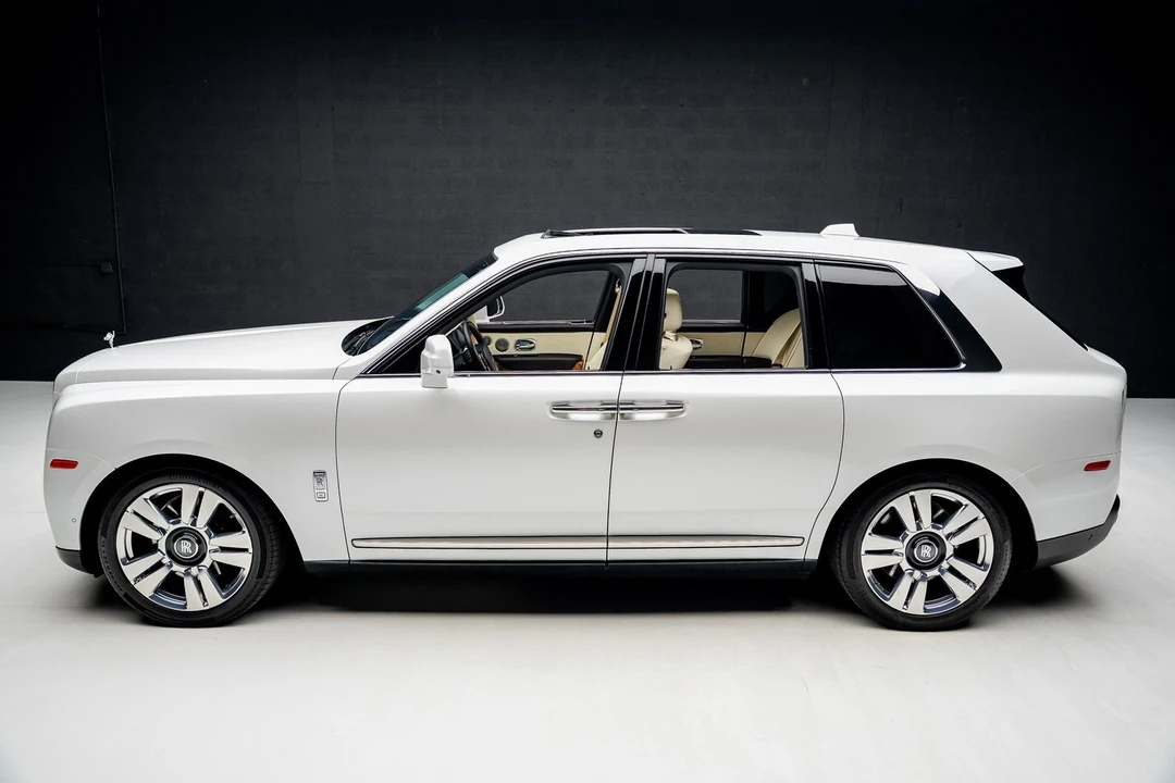2019 Rolls-Royce Cullinan - Image 14 of 21