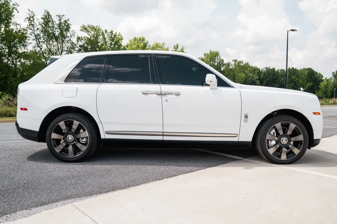 2019 Rolls-Royce Cullinan - Image 2 of 25