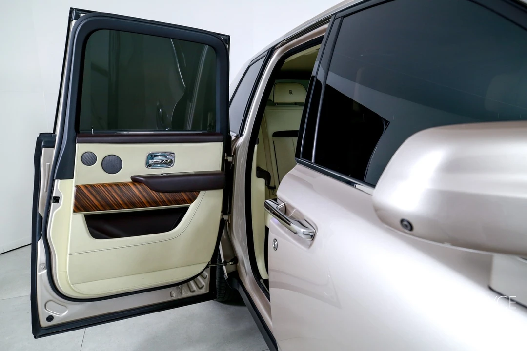 2019 Rolls-Royce Cullinan - Image 27 of 31