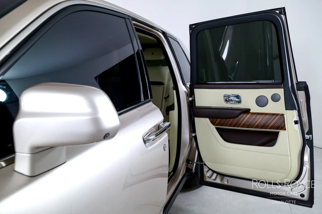 2019 Rolls-Royce Cullinan - Image 16 of 31