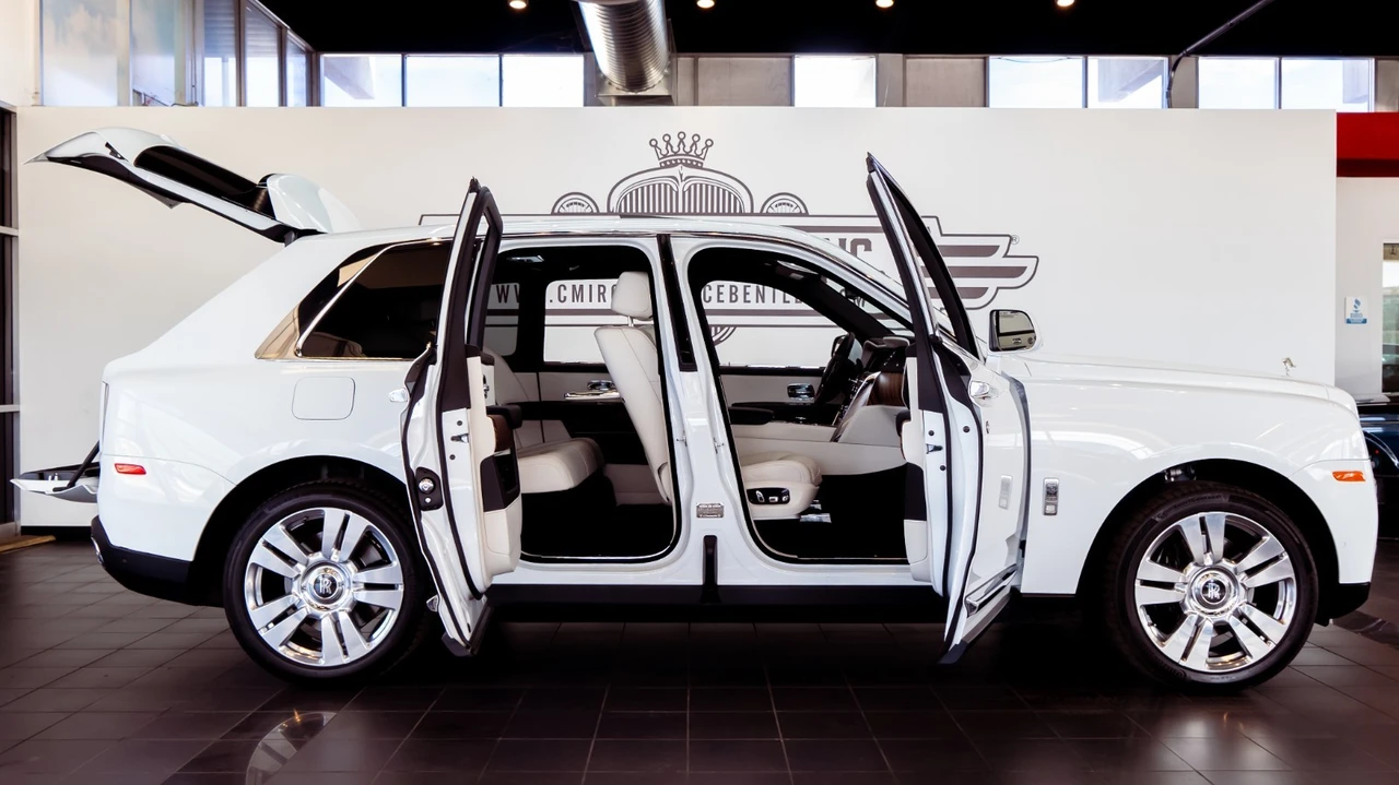 2019 Rolls-Royce Cullinan - Image 8 of 27