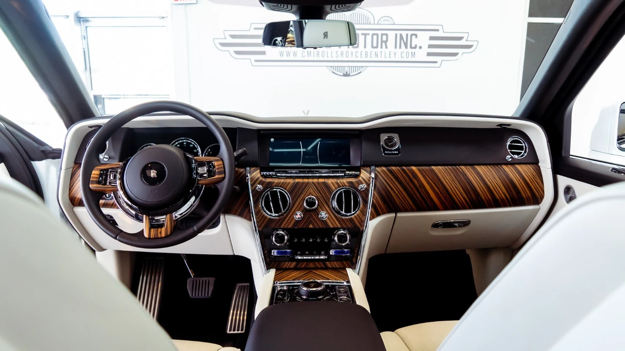 2019 Rolls-Royce Cullinan - Image 12 of 27