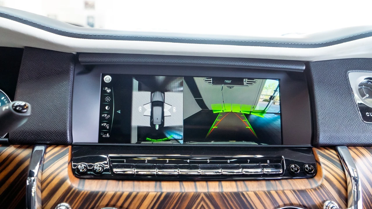 2019 Rolls-Royce Cullinan - Image 17 of 27