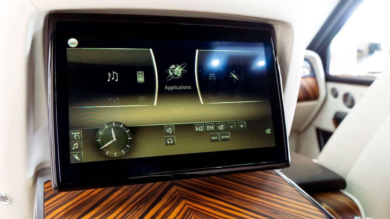 2019 Rolls-Royce Cullinan - Image 26 of 27