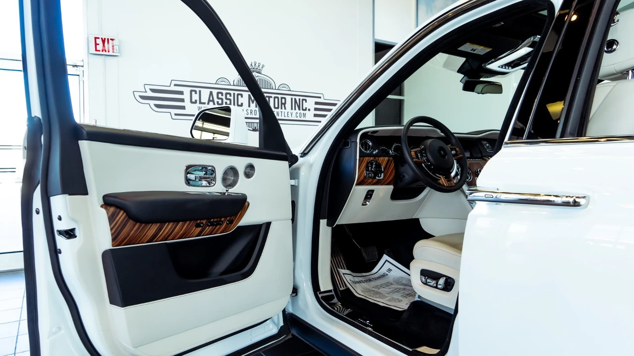 2019 Rolls-Royce Cullinan - Image 9 of 27
