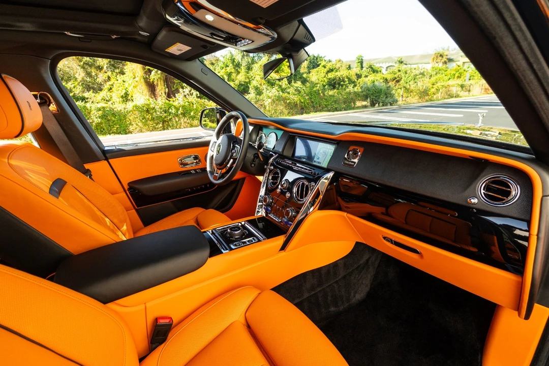 2019 Rolls-Royce Cullinan - Image 8 of 12